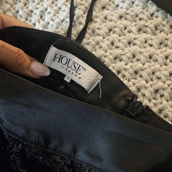 HOUSE OF CB - Picture 5 of 7